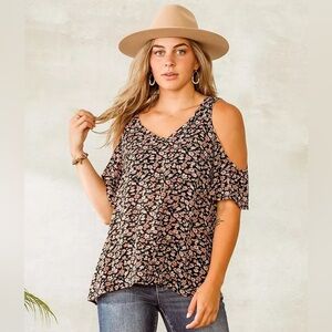 NWT willow & root floral Cold Shoulder Top
